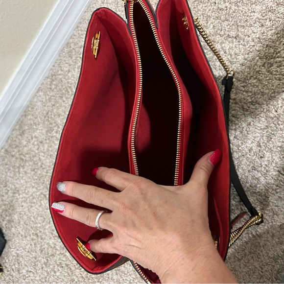 Louis Vuitton Surene MM - Picture 6 of 15